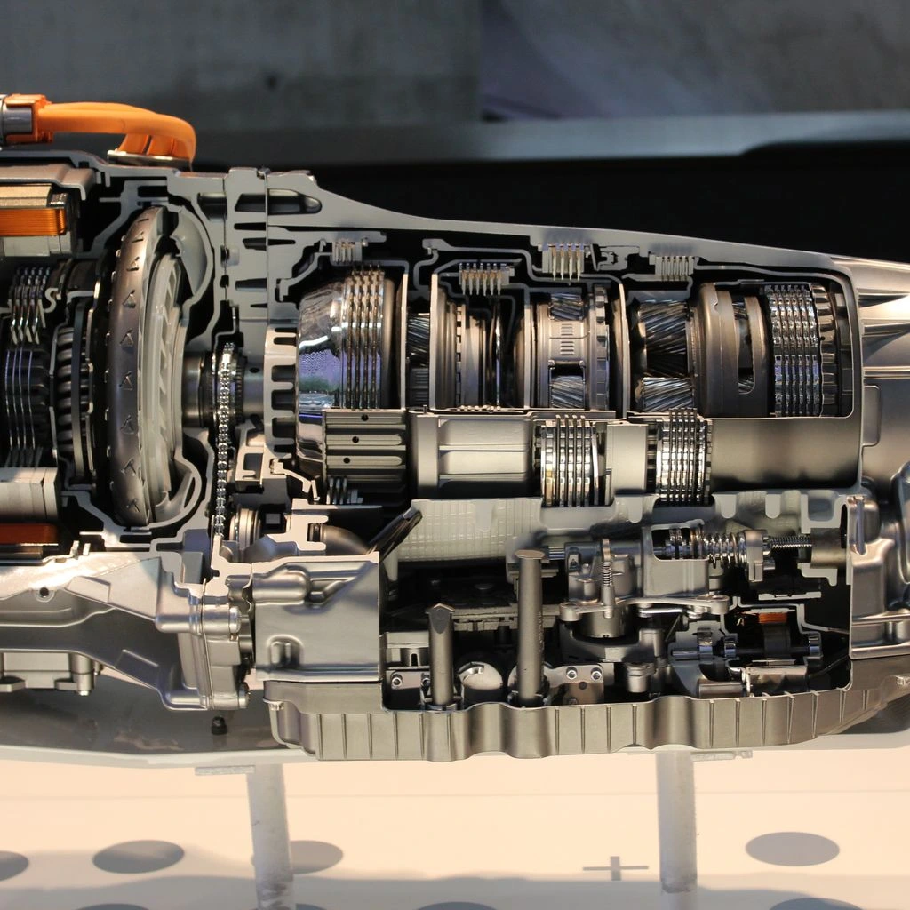 Technical cutaway of a Class 1500 ball valve showing seat and stem assembly.